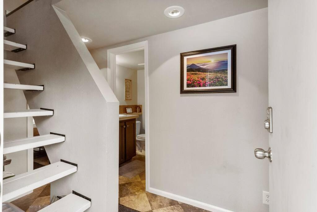 Cozy Tiny Home Steps Away From Mt. Rainier Ashford Kültér fotó